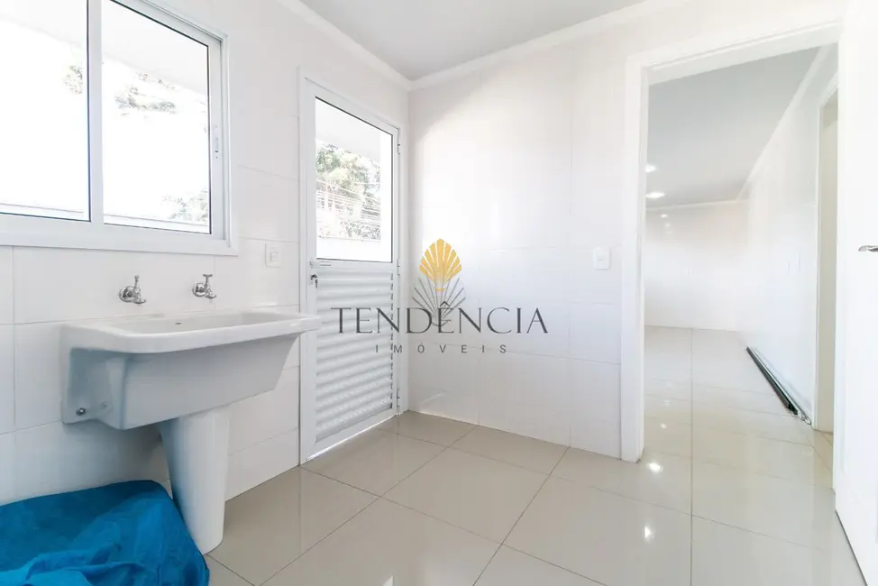 Foto 5 de Casa com 4 quartos à venda, 354m2 em Butiatuvinha, Curitiba - PR