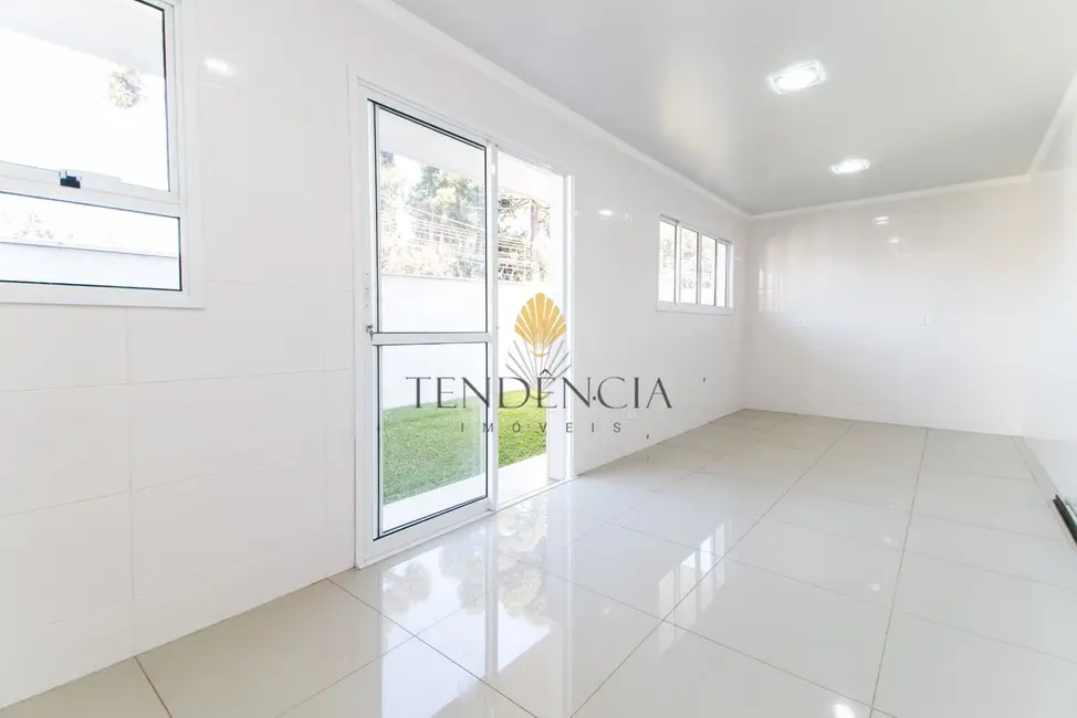 Foto 4 de Casa com 4 quartos à venda, 354m2 em Butiatuvinha, Curitiba - PR