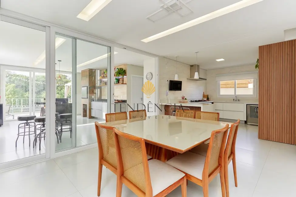 Casa com 3 quartos à venda, 282m2 em Jardim Padre José de Anchieta, Campo Largo - PR - imagem 6 Foto 6 de Casa com 3 quartos à venda, 282m2 em Jardim Padre José de Anchieta, Campo Largo - PR