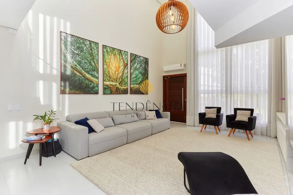 Casa com 3 quartos à venda, 282m2 em Jardim Padre José de Anchieta, Campo Largo - PR - imagem 4 Foto 4 de Casa com 3 quartos à venda, 282m2 em Jardim Padre José de Anchieta, Campo Largo - PR