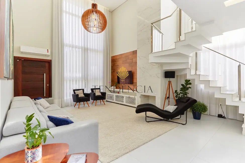 Foto 2 de Casa com 3 quartos à venda, 282m2 em Jardim Padre José de Anchieta, Campo Largo - PR