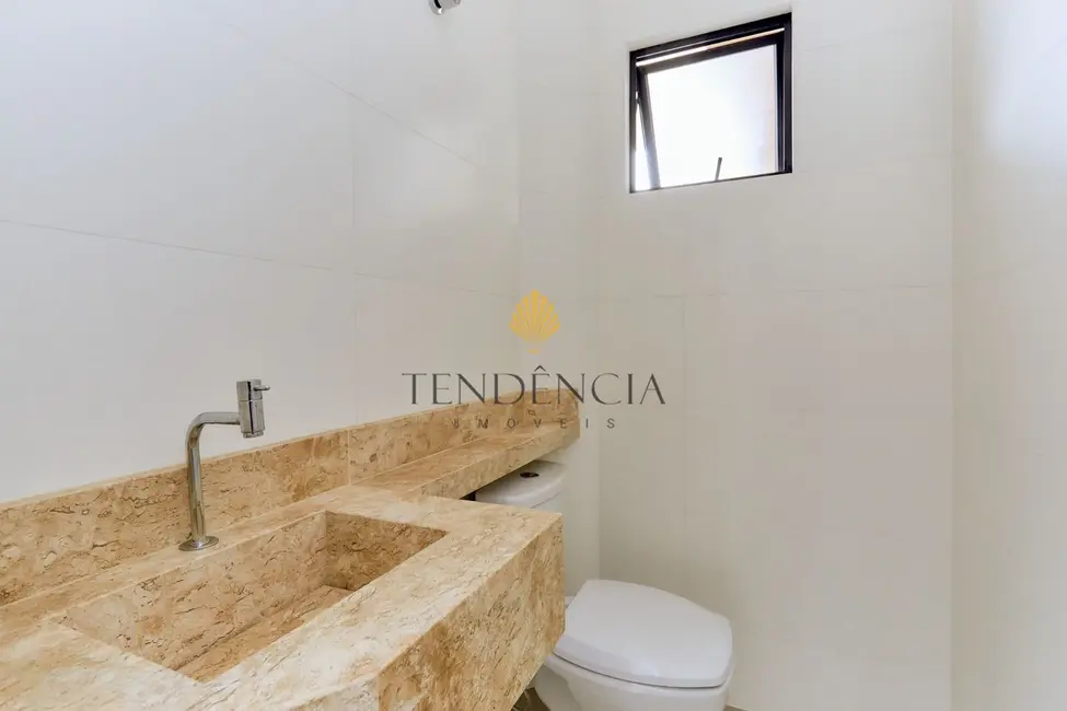 Sobrado com 3 quartos à venda, 167m2 em Boneca do Iguaçu, Sao Jose Dos Pinhais - PR - imagem 3 Foto 3 de Sobrado com 3 quartos à venda, 167m2 em Boneca do Iguaçu, Sao Jose Dos Pinhais - PR