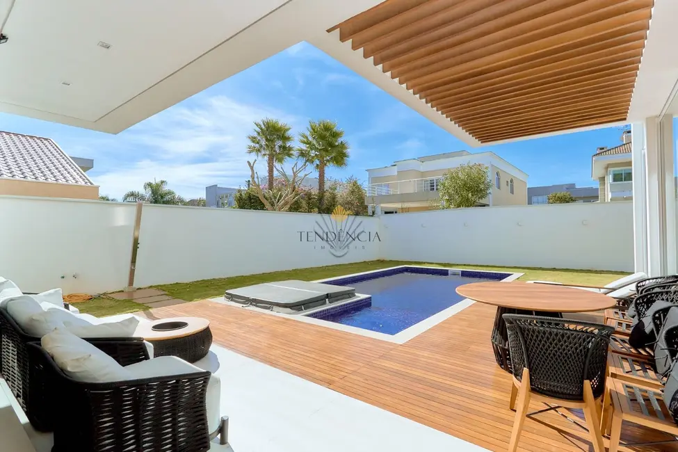 Foto 2 de Casa com 6 quartos à venda, 756m2 em Alphaville Graciosa, Pinhais - PR