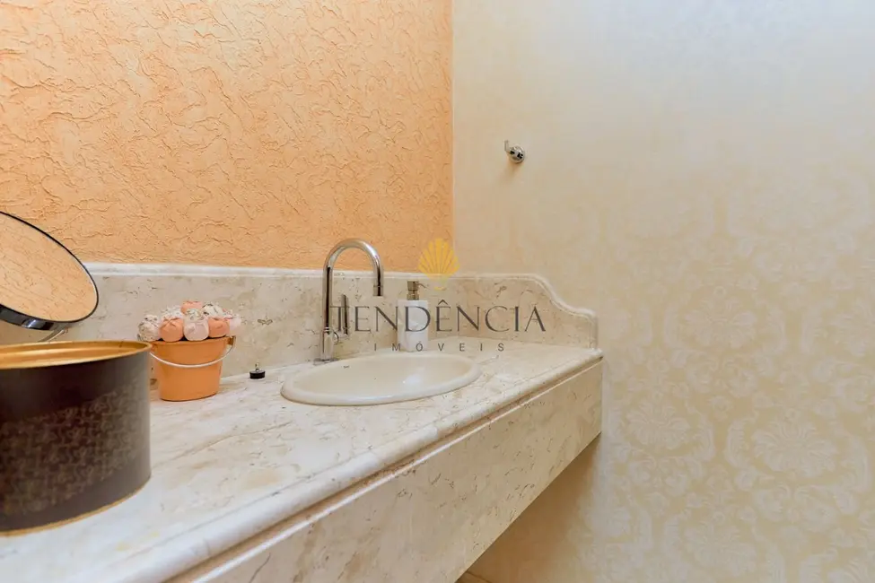 Foto 6 de Casa com 3 quartos à venda, 229m2 em Portão, Curitiba - PR