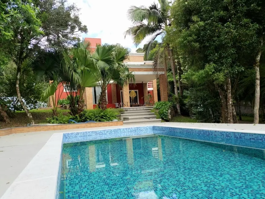 Foto 1 de Casa com 3 quartos à venda, 452m2 em Jardim Amélia, Pinhais - PR