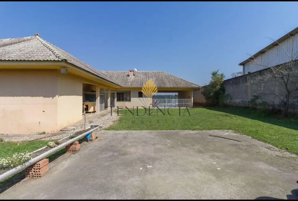 Foto 1 de Casa com 3 quartos à venda, 297m2 em Uberaba, Curitiba - PR