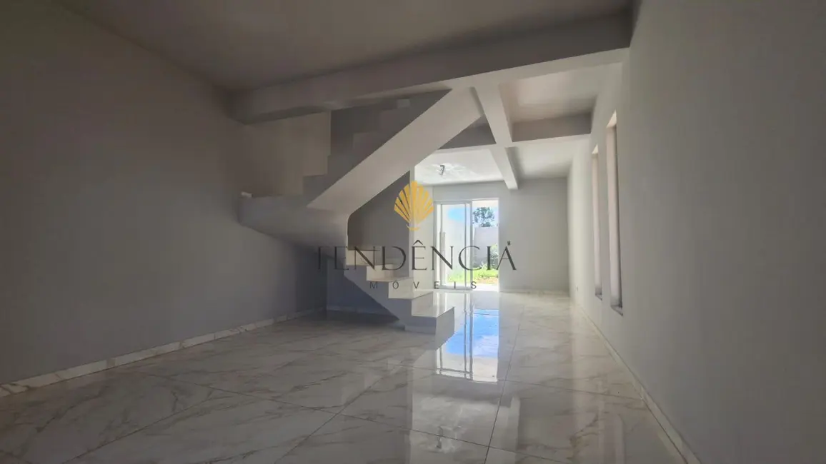 Sobrado com 3 quartos à venda, 96m2 em Embu, Colombo - PR - imagem 4 Foto 4 de Sobrado com 3 quartos à venda, 96m2 em Embu, Colombo - PR