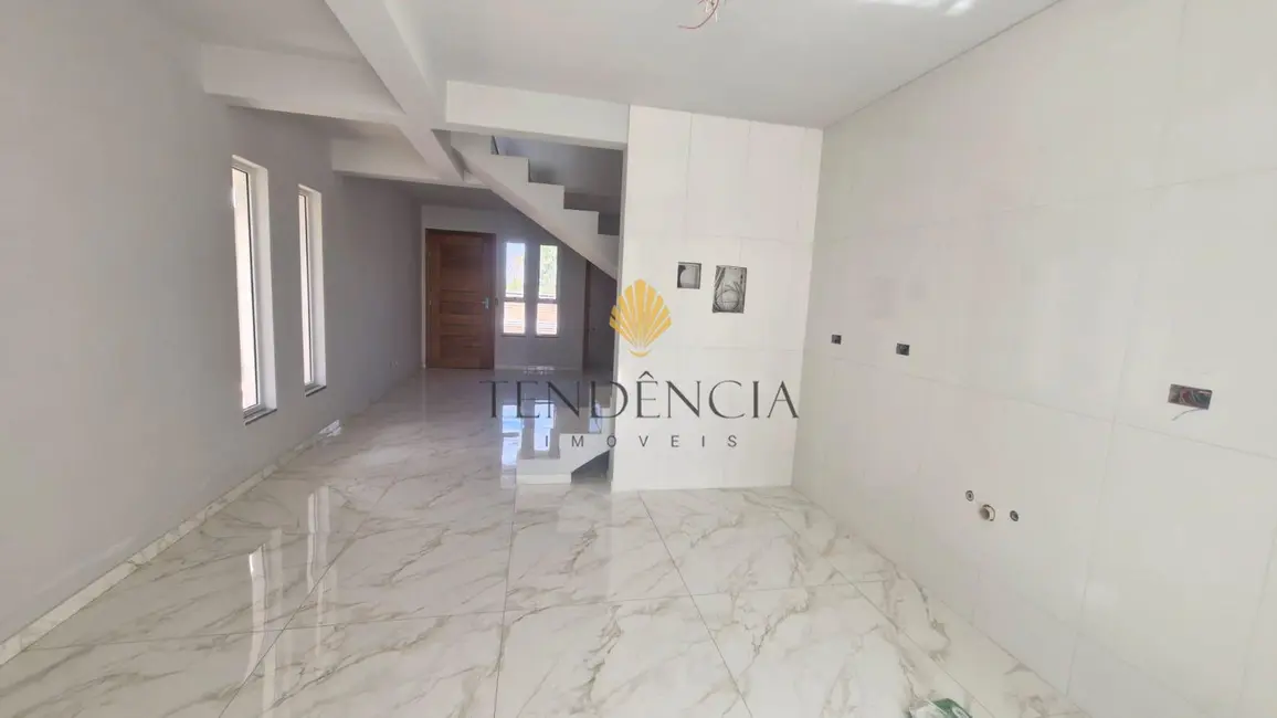 Sobrado com 3 quartos à venda, 96m2 em Embu, Colombo - PR - imagem 5 Foto 5 de Sobrado com 3 quartos à venda, 96m2 em Embu, Colombo - PR