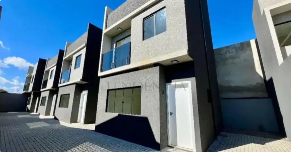 Foto 1 de Sobrado com 2 quartos à venda, 92m2 em Alto Boqueirão, Curitiba - PR