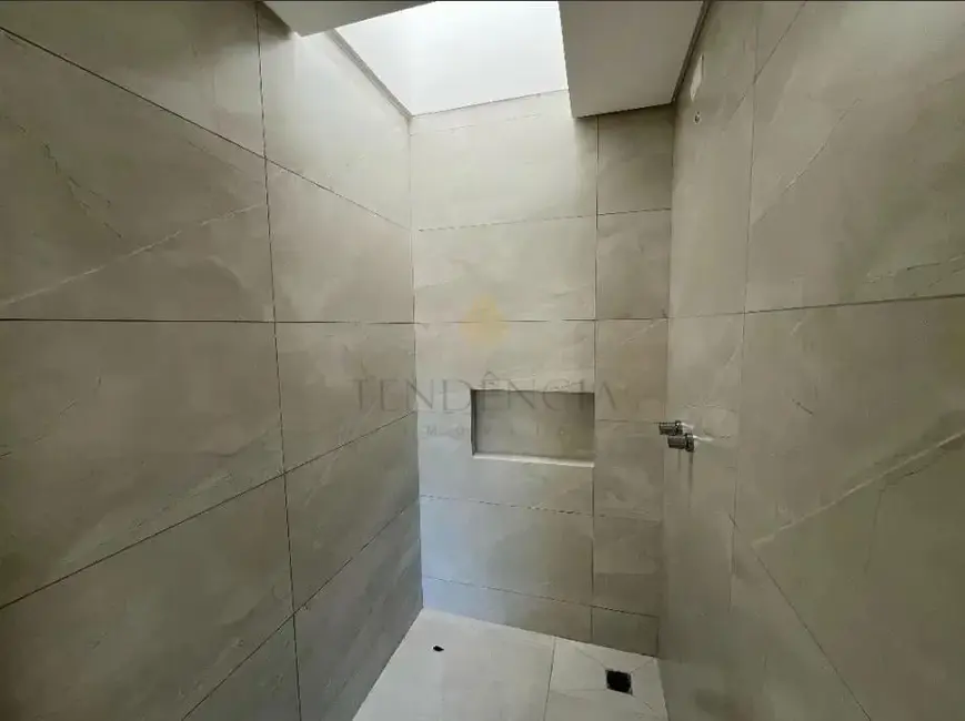 Sobrado com 2 quartos à venda, 92m2 em Alto Boqueirão, Curitiba - PR - imagem 9 Foto 9 de Sobrado com 2 quartos à venda, 92m2 em Alto Boqueirão, Curitiba - PR