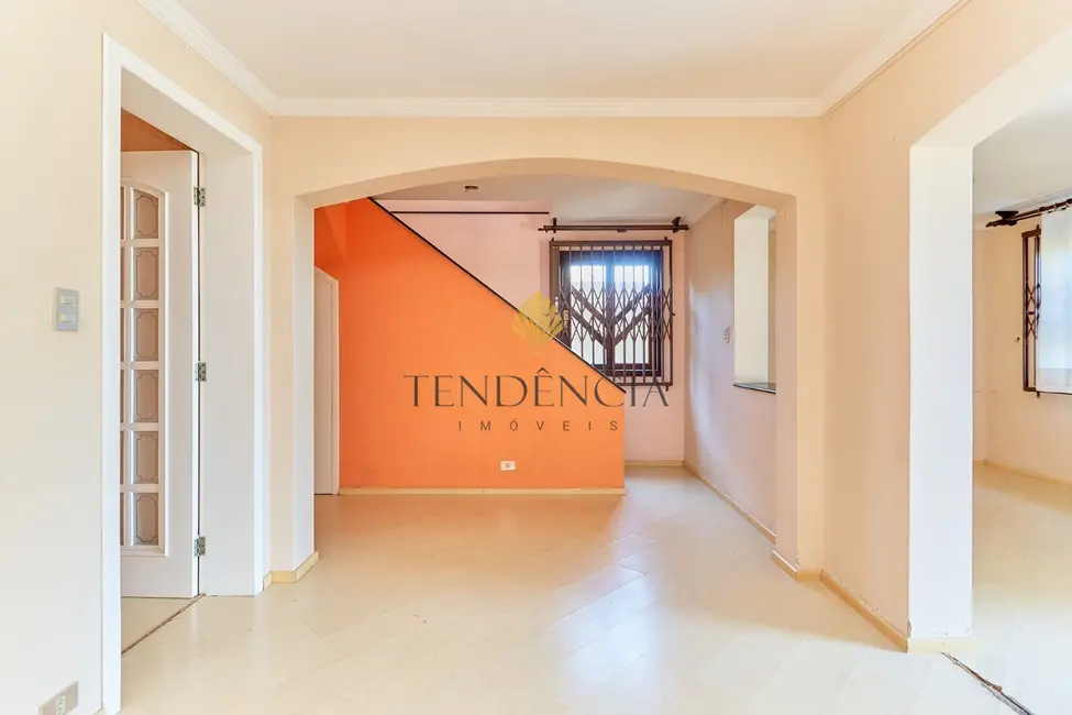Foto 5 de Casa com 3 quartos à venda, 270m2 em Capão Raso, Curitiba - PR