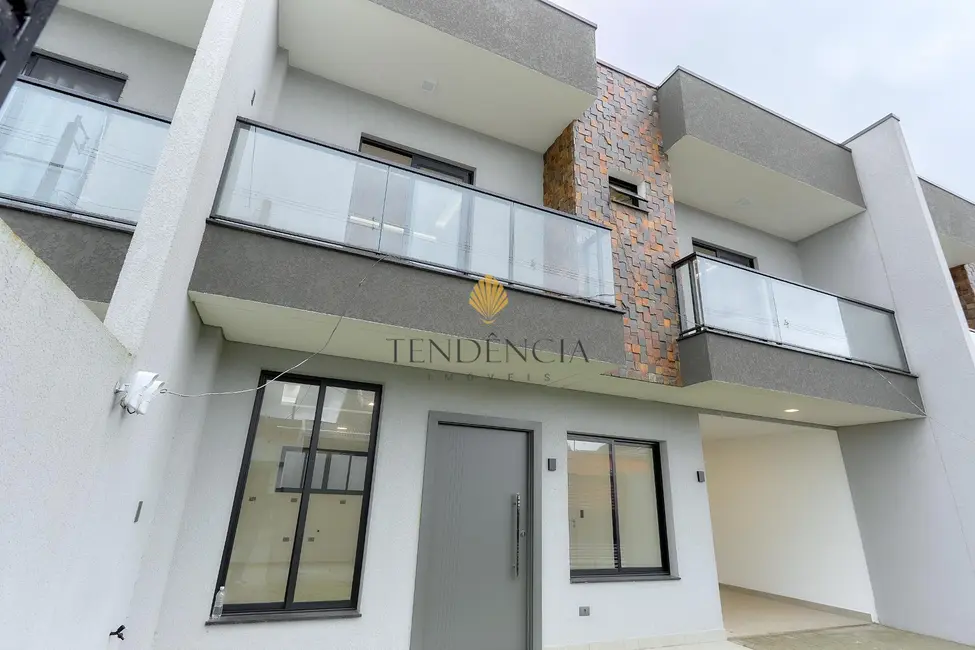 Sobrado com 3 quartos à venda, 141m2 em Boneca do Iguaçu, Sao Jose Dos Pinhais - PR - imagem 1 Foto 1 de Sobrado com 3 quartos à venda, 141m2 em Boneca do Iguaçu, Sao Jose Dos Pinhais - PR