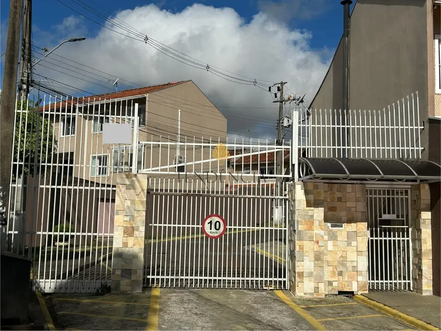 Sobrado com 3 quartos à venda, 90m2 em Alto Boqueirão, Curitiba - PR - imagem 3 Foto 3 de Sobrado com 3 quartos à venda, 90m2 em Alto Boqueirão, Curitiba - PR