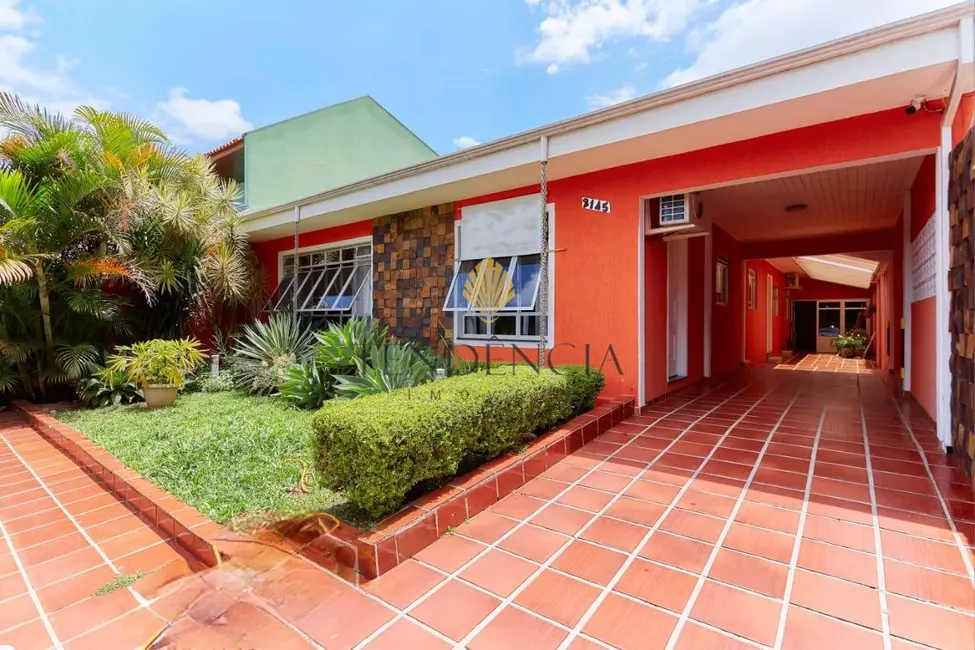 Foto 1 de Casa com 4 quartos à venda, 215m2 em Boqueirão, Curitiba - PR