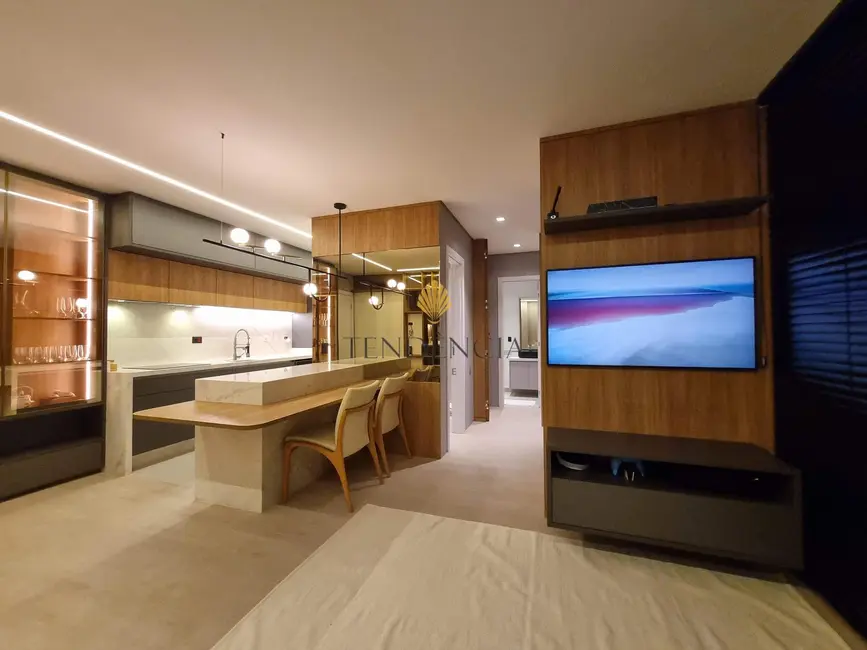 Foto 3 de Apartamento com 2 quartos à venda, 61m2 em Bigorrilho, Curitiba - PR