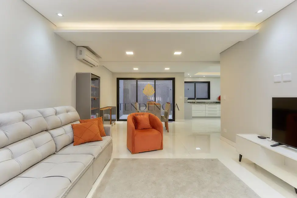 Foto 2 de Casa com 3 quartos à venda, 190m2 em Alto Boqueirão, Curitiba - PR
