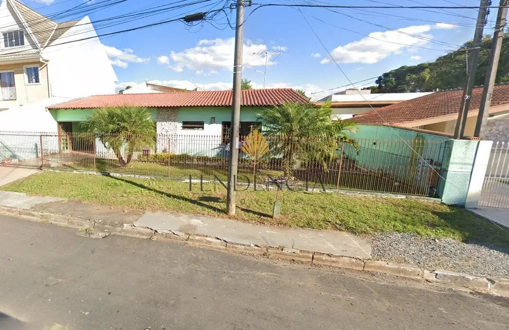 Casa com 4 quartos à venda, 144m2 em São Braz, Curitiba - PR - imagem 1 Foto 1 de Casa com 4 quartos à venda, 144m2 em São Braz, Curitiba - PR