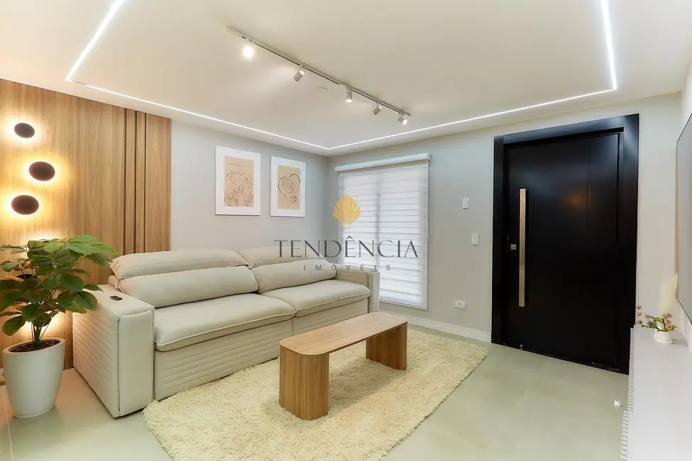 Foto 3 de Casa com 3 quartos à venda, 104m2 em São Braz, Curitiba - PR