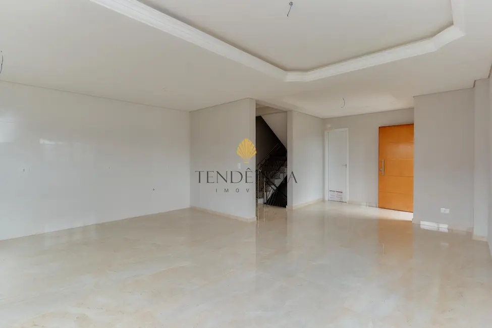 Sobrado com 3 quartos à venda, 184m2 em Sao Jose Dos Pinhais - PR - imagem 6 Foto 6 de Sobrado com 3 quartos à venda, 184m2 em Sao Jose Dos Pinhais - PR