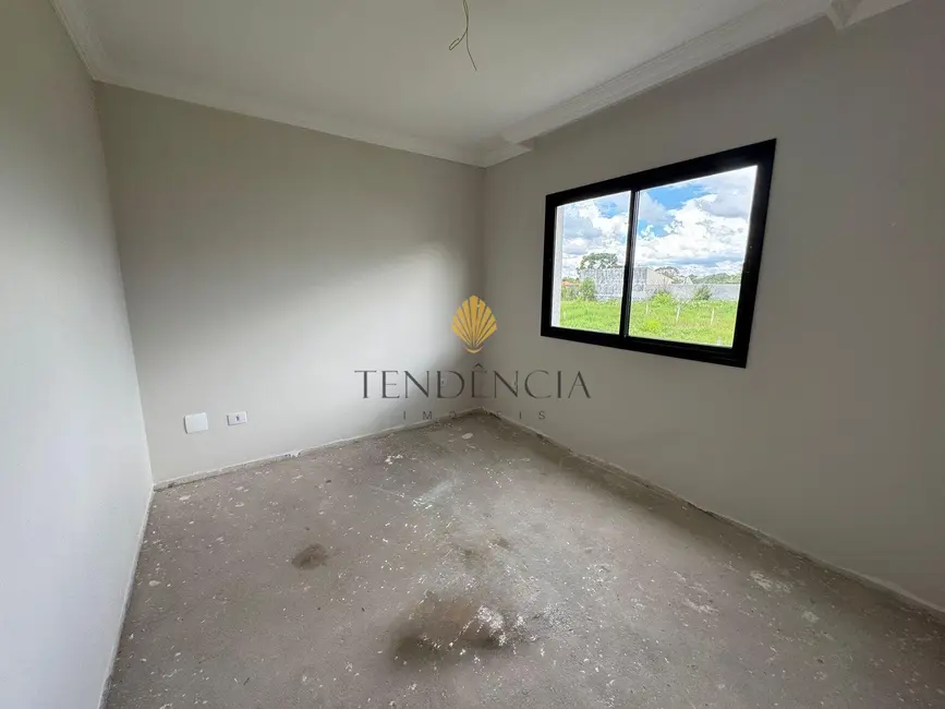 Sobrado com 3 quartos à venda, 110m2 em Santa Felicidade, Curitiba - PR - imagem 8 Foto 8 de Sobrado com 3 quartos à venda, 110m2 em Santa Felicidade, Curitiba - PR