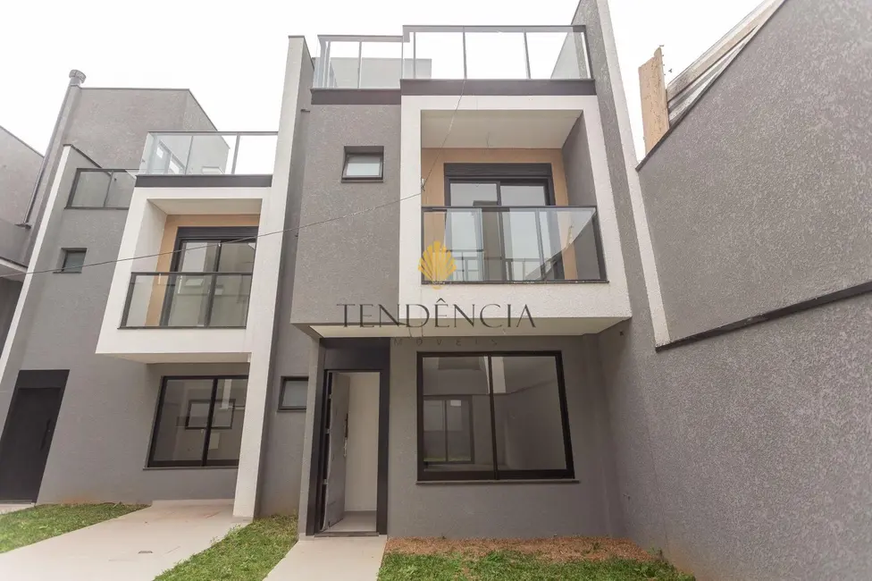 Sobrado com 3 quartos à venda, 119m2 em Pilarzinho, Curitiba - PR - imagem 1 Foto 1 de Sobrado com 3 quartos à venda, 119m2 em Pilarzinho, Curitiba - PR