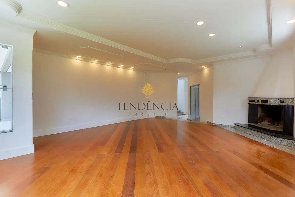 Foto 9 de Casa com 5 quartos à venda, 503m2 em Santa Felicidade, Curitiba - PR