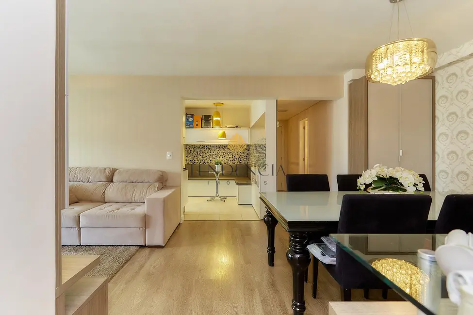 Foto 9 de Apartamento com 3 quartos à venda, 119m2 em Água Verde, Curitiba - PR