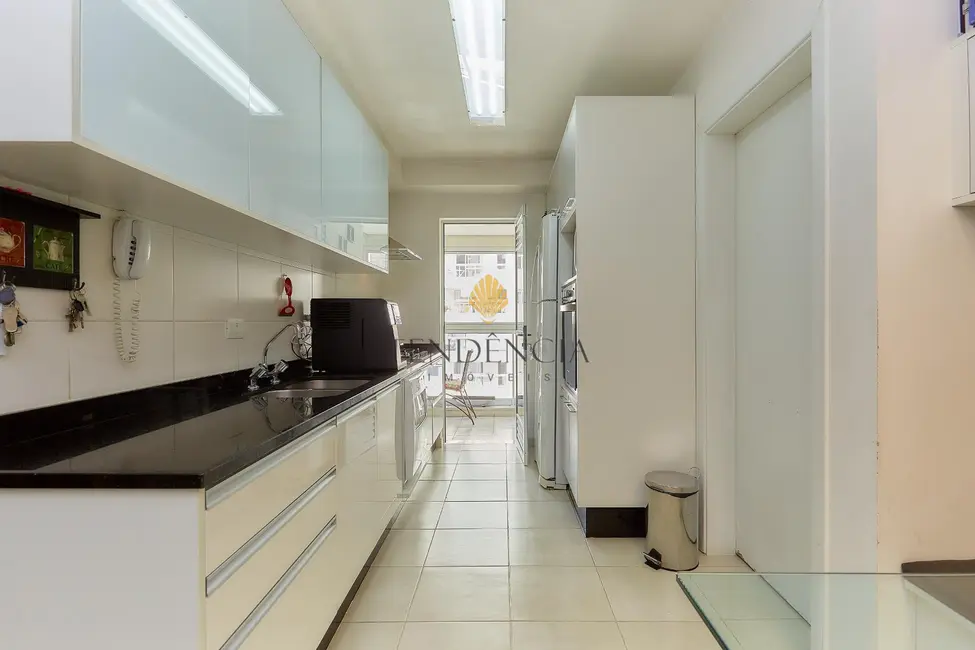 Foto 8 de Apartamento com 3 quartos à venda, 119m2 em Água Verde, Curitiba - PR