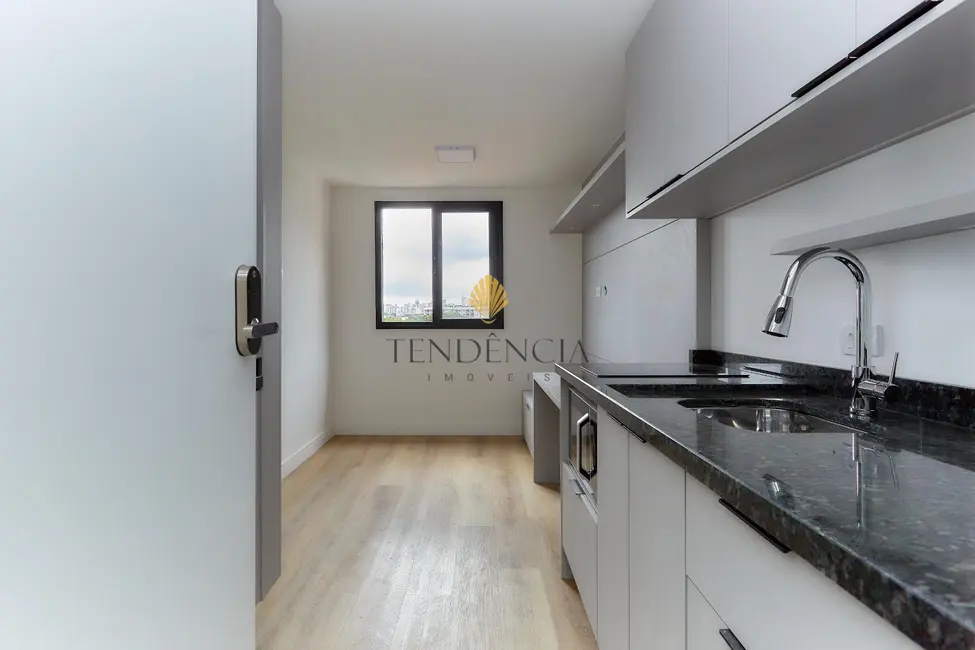 Foto 1 de Apartamento com 1 quarto para alugar, 23m2 em Prado Velho, Curitiba - PR