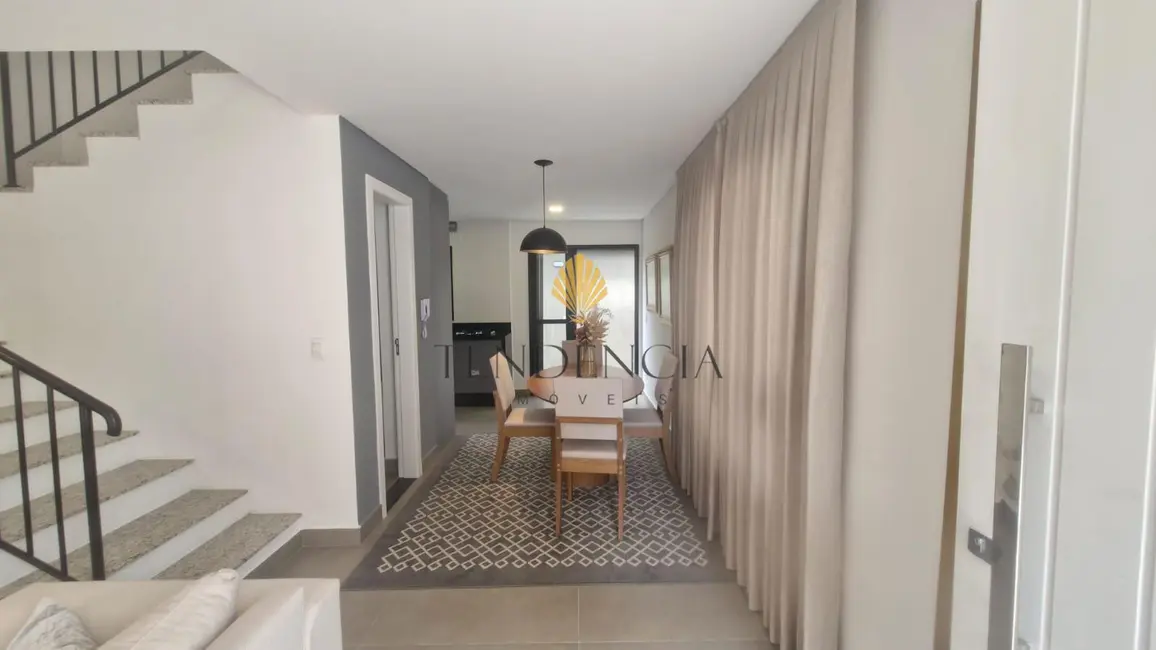 Foto 3 de Sobrado com 3 quartos à venda, 147m2 em Pilarzinho, Curitiba - PR