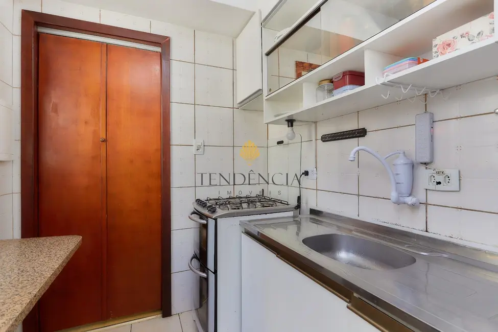 Foto 9 de Apartamento com 2 quartos à venda, 51m2 em Novo Mundo, Curitiba - PR
