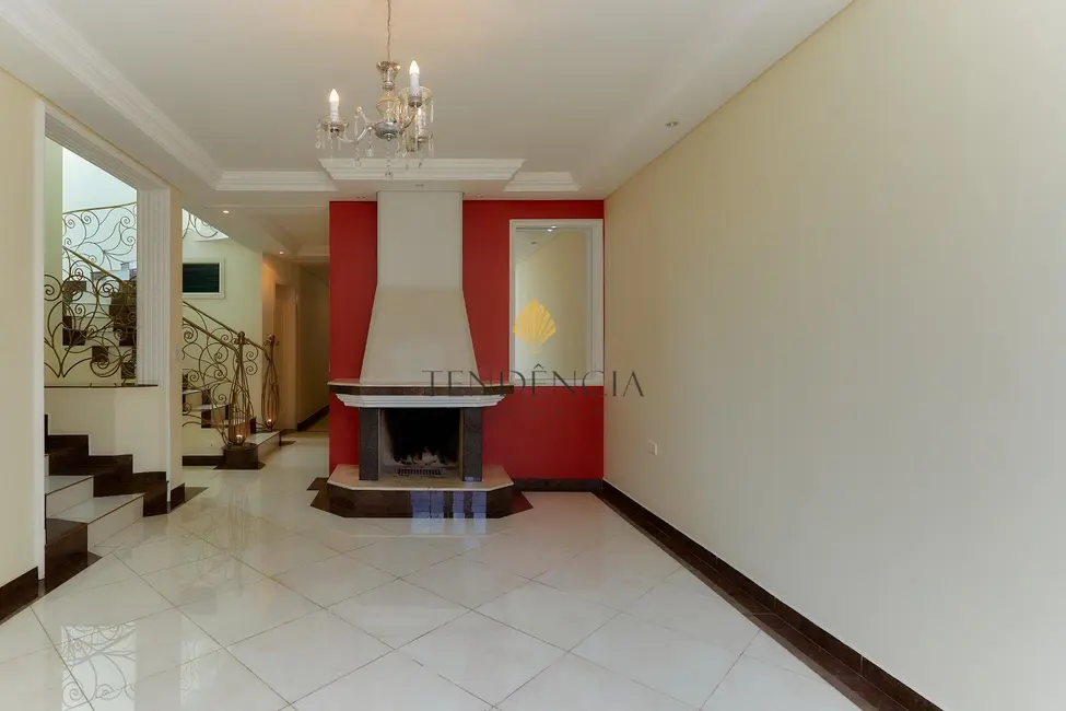 Foto 2 de Sobrado com 4 quartos à venda, 330m2 em São Braz, Curitiba - PR