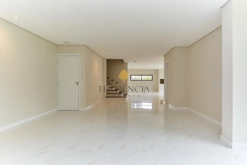 Foto 3 de Casa com 3 quartos à venda, 396m2 em Campo Comprido, Curitiba - PR
