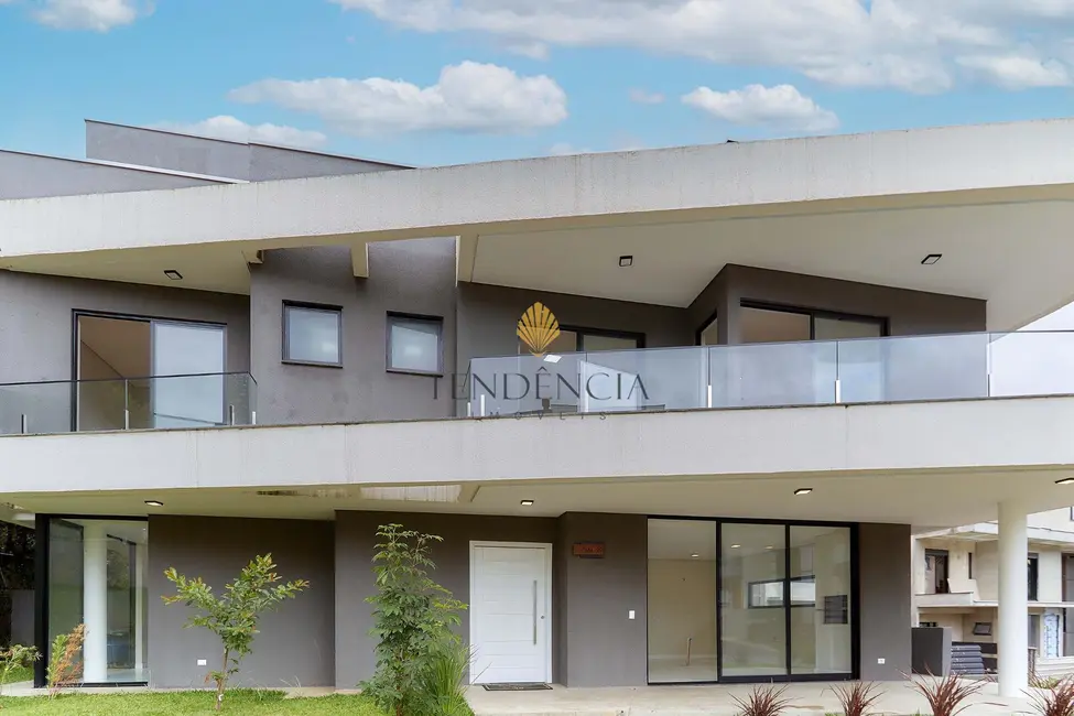 Foto 1 de Casa com 3 quartos à venda, 396m2 em Campo Comprido, Curitiba - PR