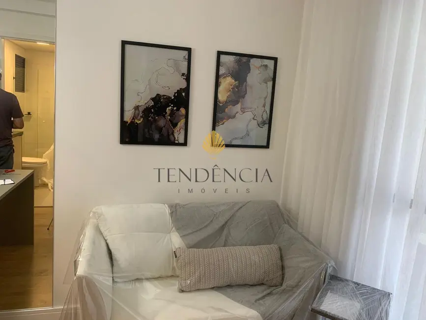 Foto 2 de Apartamento com 1 quarto à venda, 44m2 em Água Verde, Curitiba - PR