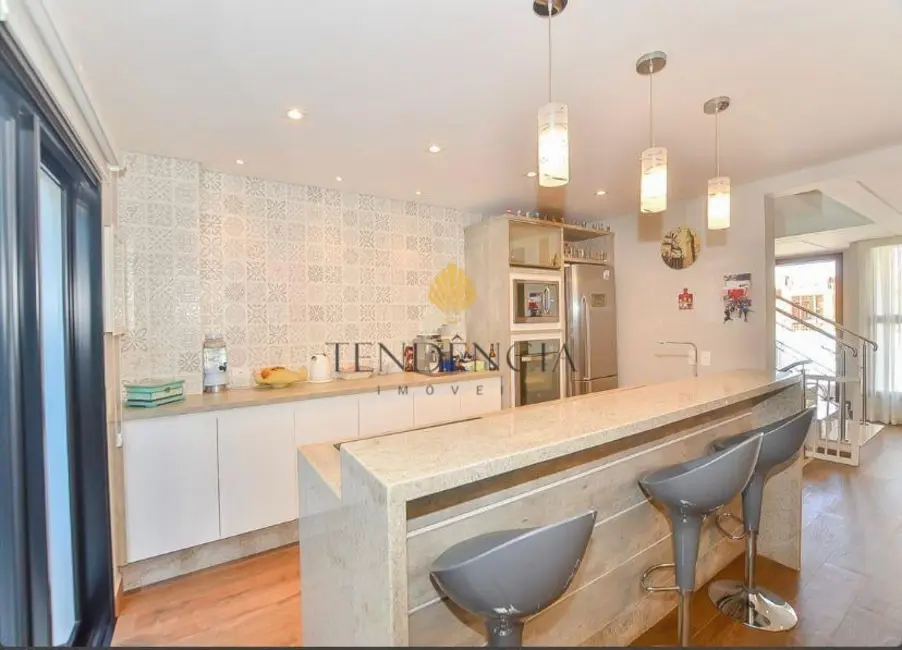 Foto 6 de Casa com 3 quartos à venda, 204m2 em Pinheirinho, Curitiba - PR