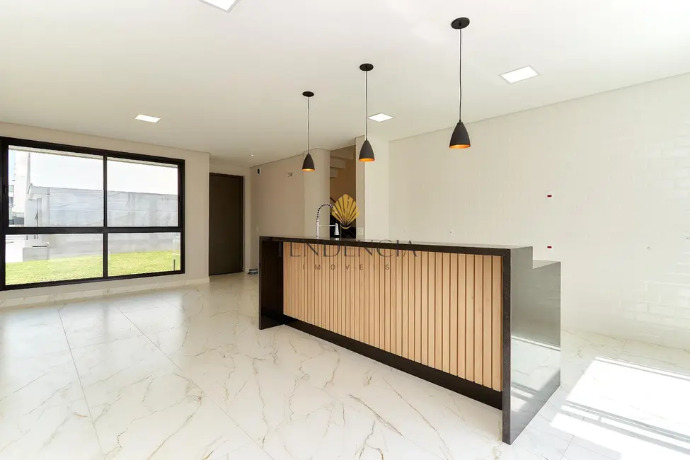 Foto 7 de Casa com 3 quartos à venda, 252m2 em Pinheirinho, Curitiba - PR