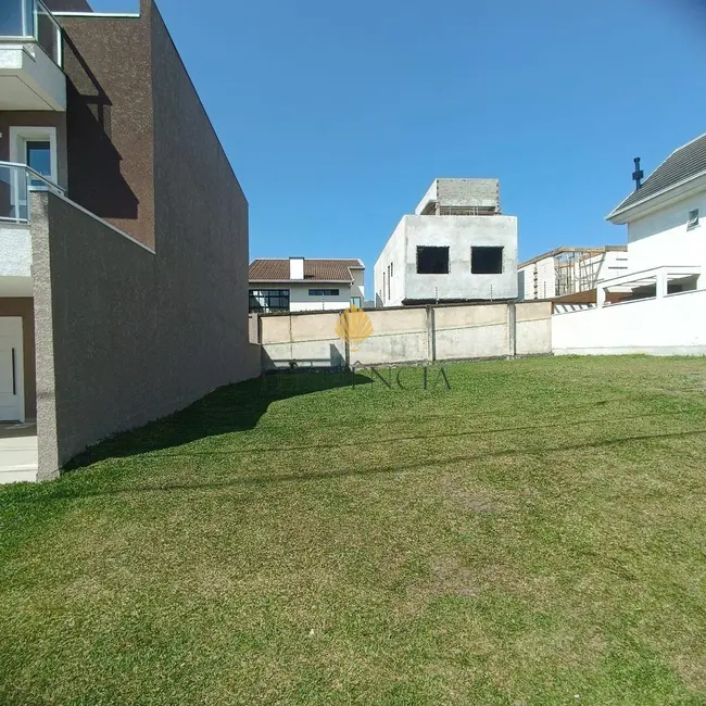 Foto 1 de Terreno / Lote à venda, 168m2 em Umbará, Curitiba - PR