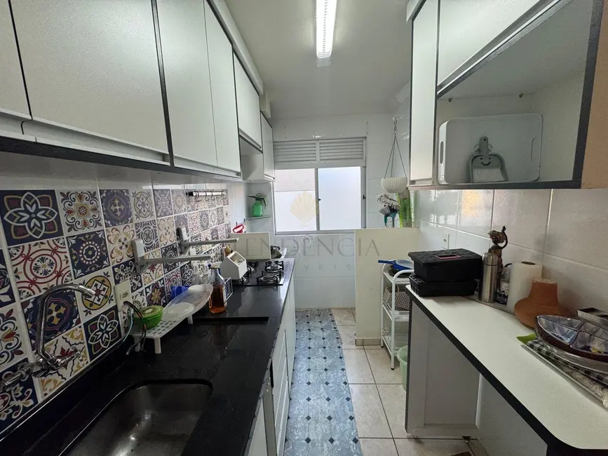 Foto 7 de Apartamento com 2 quartos à venda, 47m2 em Santa Cândida, Curitiba - PR