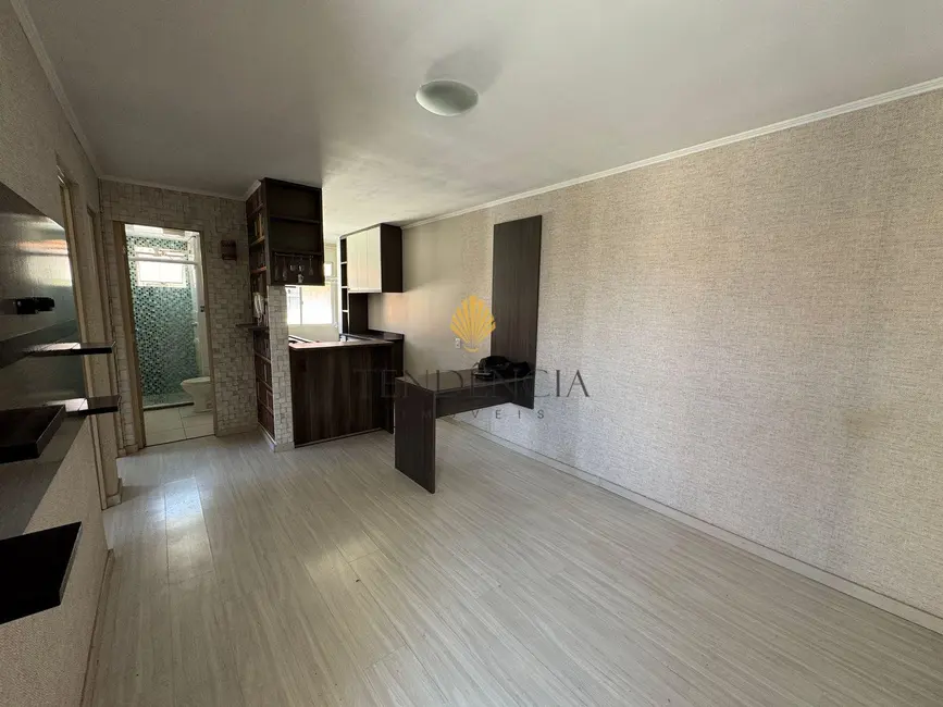 Foto 3 de Apartamento com 2 quartos à venda, 44m2 em Campo de Santana, Curitiba - PR