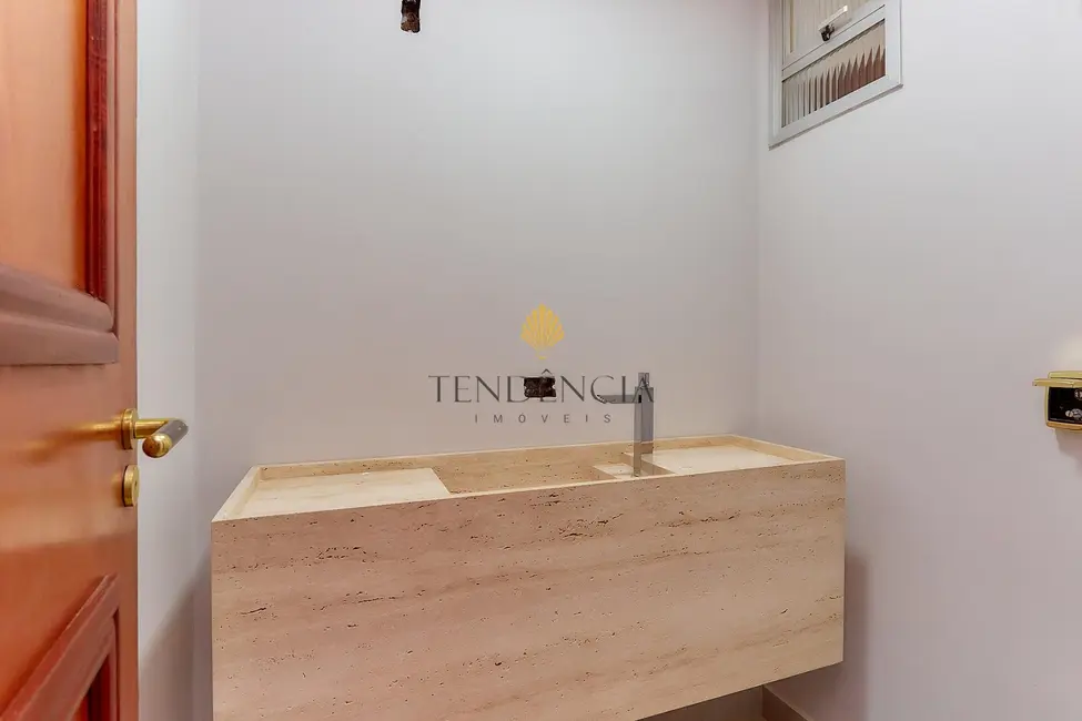 Foto 7 de Apartamento com 4 quartos à venda, 266m2 em Batel, Curitiba - PR