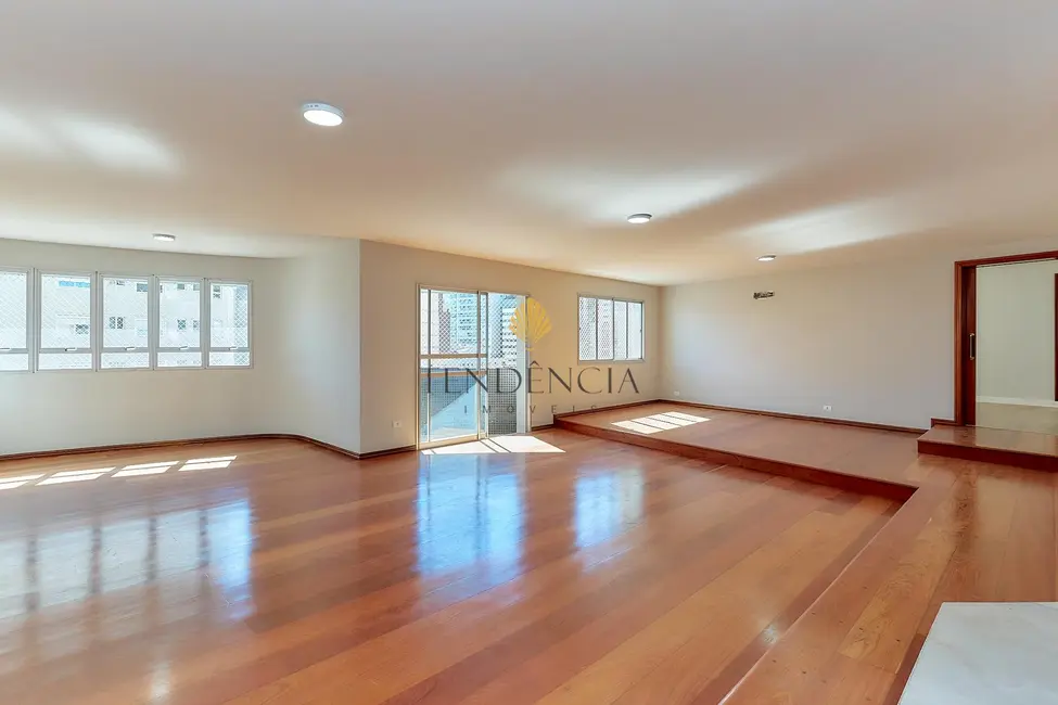 Foto 3 de Apartamento com 4 quartos à venda, 266m2 em Batel, Curitiba - PR