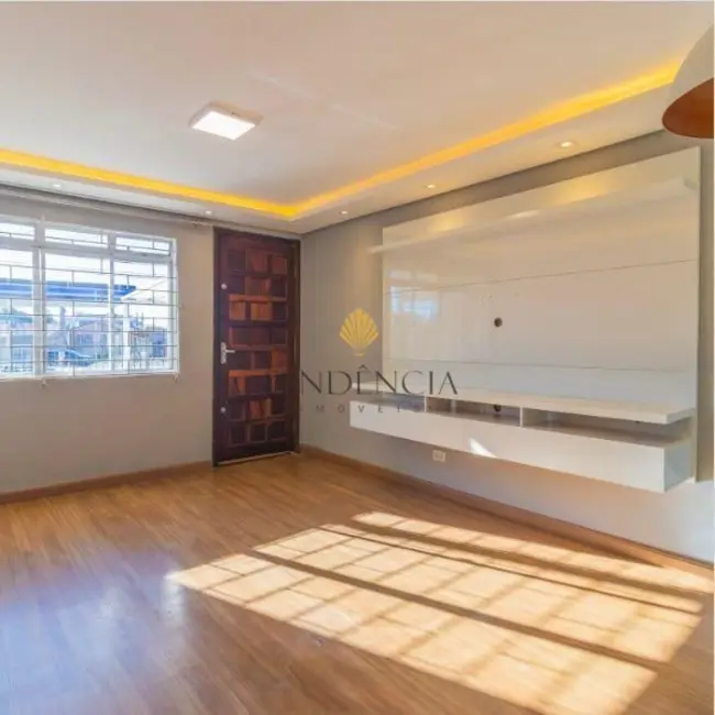 Foto 2 de Sobrado com 3 quartos à venda, 130m2 em Boqueirão, Curitiba - PR