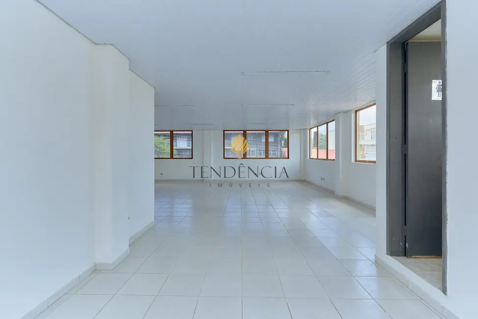 Sala Comercial para alugar, 90m2 em Santa Quitéria, Curitiba - PR - imagem 5 Foto 5 de Sala Comercial para alugar, 90m2 em Santa Quitéria, Curitiba - PR