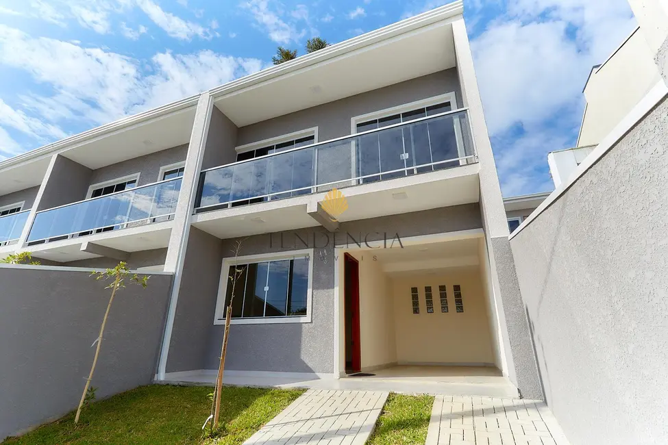 Foto 1 de Sobrado com 2 quartos à venda, 87m2 em Alto Boqueirão, Curitiba - PR