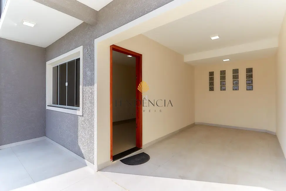 Foto 2 de Sobrado com 2 quartos à venda, 87m2 em Alto Boqueirão, Curitiba - PR