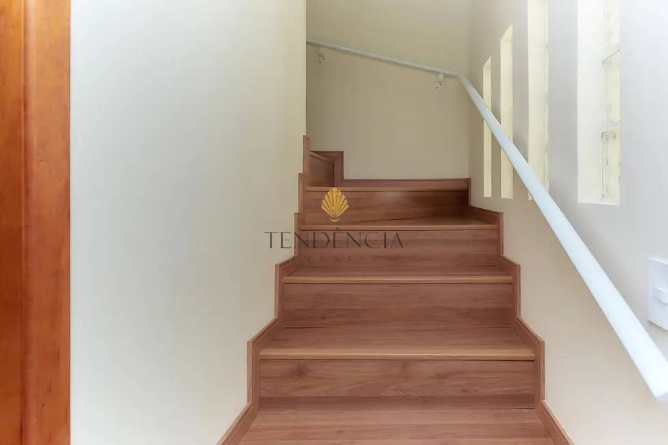 Sobrado com 3 quartos à venda, 87m2 em Alto Boqueirão, Curitiba - PR - imagem 9 Foto 9 de Sobrado com 3 quartos à venda, 87m2 em Alto Boqueirão, Curitiba - PR