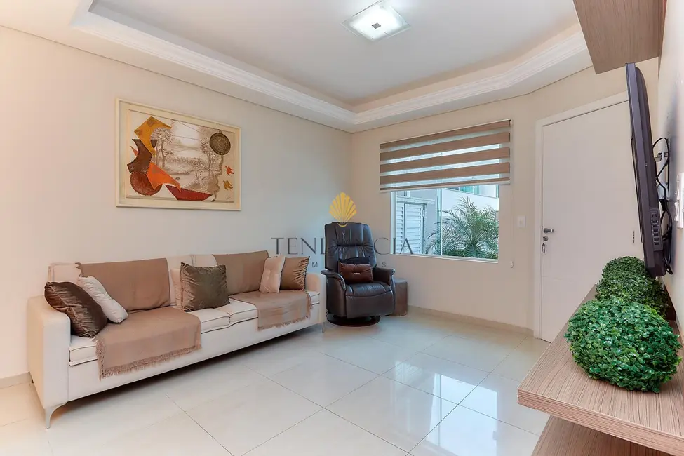 Foto 3 de Sobrado com 3 quartos à venda, 181m2 em Santa Felicidade, Curitiba - PR