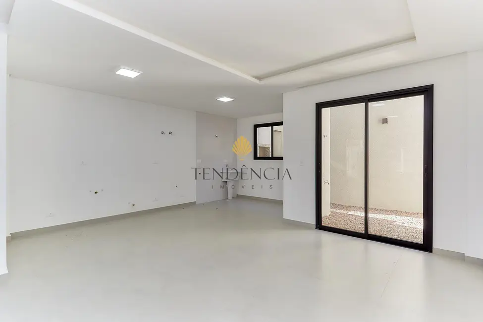 Sobrado com 3 quartos à venda, 108m2 em Boqueirão, Curitiba - PR - imagem 9 Foto 9 de Sobrado com 3 quartos à venda, 108m2 em Boqueirão, Curitiba - PR
