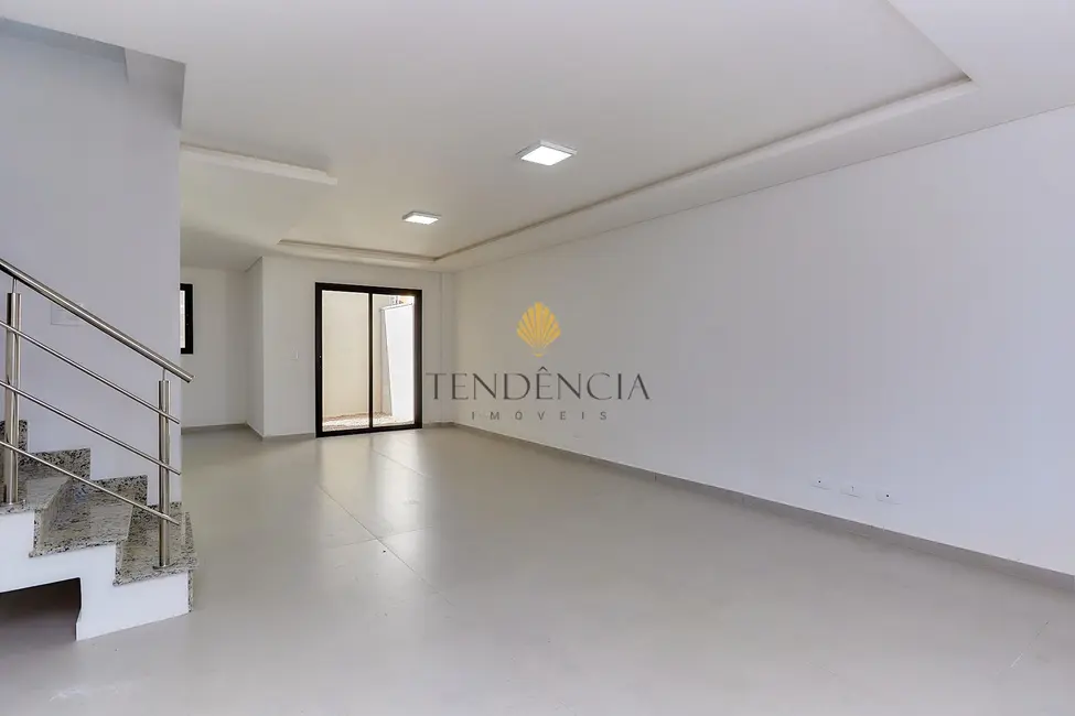 Sobrado com 3 quartos à venda, 108m2 em Boqueirão, Curitiba - PR - imagem 6 Foto 6 de Sobrado com 3 quartos à venda, 108m2 em Boqueirão, Curitiba - PR